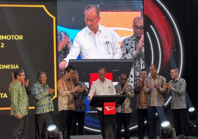 Penandatanganan Menteri Perindustrian RI, Agus Gumiwang K