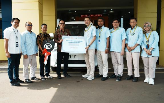 Donasi Daihatsu Gran Max